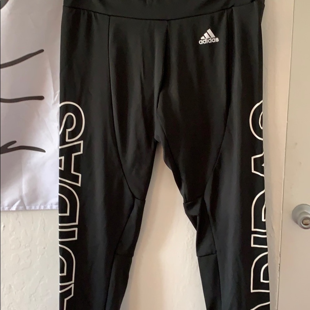 Adidas leggings